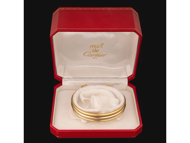 A cartier ressort 'double c' bracelet in 18ct yellow gold and diamonds, weight: 26,9 g (+) - afbeelding 8 van  8