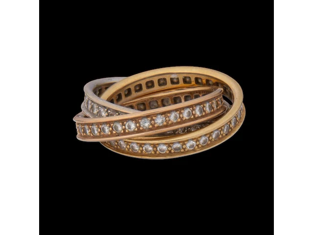 A cartier 'trinity' 18ct tricolour gold and diamond ring, weight: 8,5 g (+) - afbeelding 13 van  14