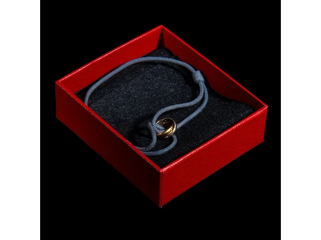 A cartier 'trinity' 18ct tricolour gold ring bracelet (+) - afbeelding 9 van  12