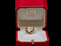 A cartier trinity 'les must de cartier' ring in 18ct tricolour gold, weight: 6,6 g (+) - afbeelding 2 van  12