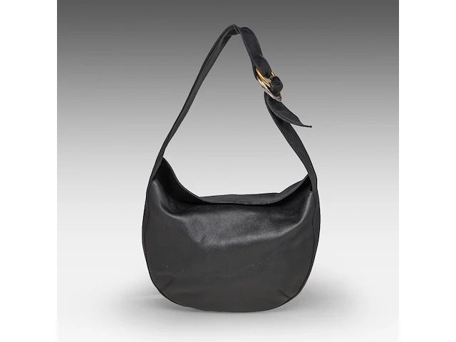 A cartier trinity ring, black leather shoulder bag 20 x 28 x 6 cm. (7.87 x 11.01 x 2.35 in.) - afbeelding 1 van  10