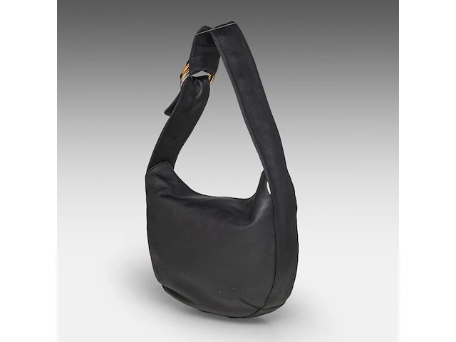 A cartier trinity ring, black leather shoulder bag 20 x 28 x 6 cm. (7.87 x 11.01 x 2.35 in.) - afbeelding 7 van  10