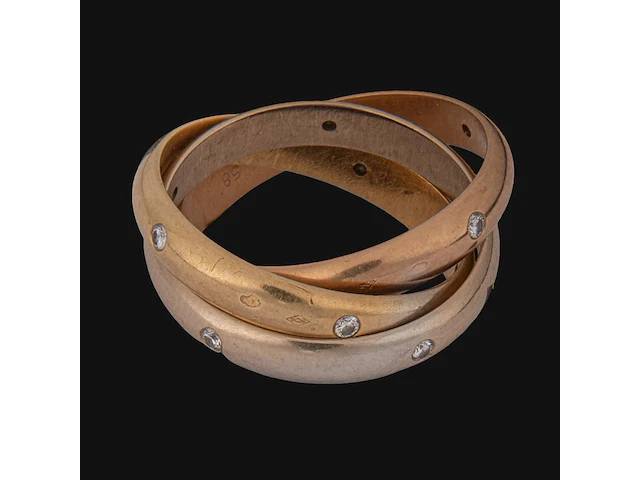 A cartier trinity ring in 18ct tricolour gold and diamonds, weight: 12 g (+) - afbeelding 8 van  10