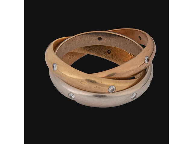 A cartier trinity ring in 18ct tricolour gold and diamonds, weight: 12 g (+) - afbeelding 9 van  10