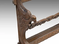 A carved oak wall hanging plate rack or shelf, late 19thc 66 x 107 cm. (25.98 x 42.13 in.) - afbeelding 5 van  6
