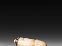 A carved sperm whale ivory phallic snuff box, late 19thc, l 13 cm - afbeelding 2 van  5