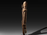 A carved wooden fertility statue of a couple having intercourse, lobi people, burkina faso 58 cm. (22.82 in.) - afbeelding 3 van  5