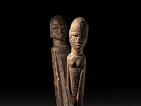 A carved wooden fertility statue of a couple having intercourse, lobi people, burkina faso 58 cm. (22.82 in.) - afbeelding 5 van  5