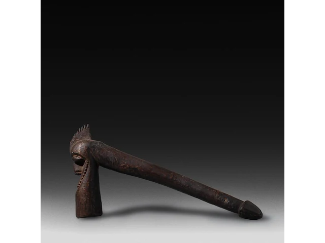 A carved wooden vanuatu tribal club, with two phallic ends, and a matching vanuatu pig killer 82 cm. (32.28 in.) - afbeelding 2 van  6