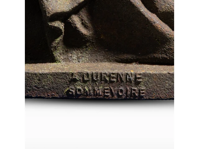 A cast-iron garden fountain sculpture of a girl with a jug 62 x 65 cm. (24.41 x 25.58 in.) - afbeelding 8 van  8