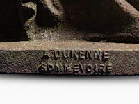A cast-iron garden fountain sculpture of a girl with a jug 62 x 65 cm. (24.41 x 25.58 in.) - afbeelding 8 van  8