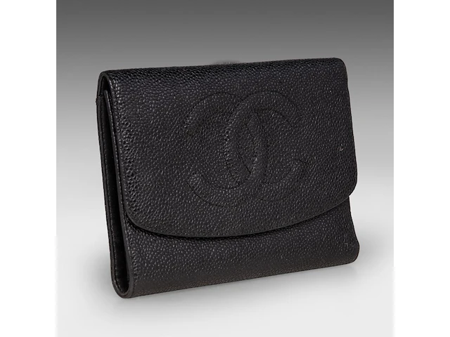 A chanel 'cambon ligne' tote bag and a chanel 'caviar' wallet - afbeelding 5 van  17