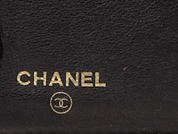 A chanel 'cambon ligne' tote bag and a chanel 'caviar' wallet - afbeelding 8 van  17