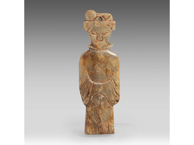 A chinese archaic jade figure pendant, western han dynasty, h 6 cm - afbeelding 1 van  4