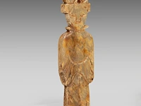 A chinese archaic jade figure pendant, western han dynasty, h 6 cm - afbeelding 3 van  4