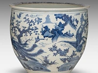 A chinese blue and white 'one hundred birds' fish bowl, inscribed zhu shi zhu ren, early qing dynasty, h 40 - ø 45 cm - afbeelding 2 van  6
