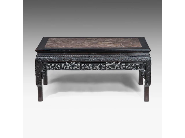 A chinese carved hardwood low table and a tall stand, both inset with a marble top, late qing, h 51 - 58 x 106 cm / h 81 cm - afbeelding 5 van  9