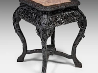 A chinese carved rectangular hardwood base, inset with a marble top, late 19thc, h 65 cm - afbeelding 1 van  7