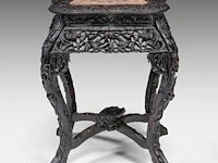 A chinese carved rectangular hardwood base, inset with a marble top, late 19thc, h 65 cm - afbeelding 2 van  7