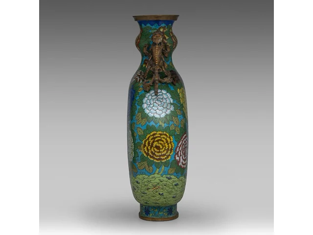 A chinese cloisonné enamelled 'phoenix' moon flask, flanked by two bronze chilong handles, republic period, total h 45,5 cm - afbeelding 3 van  8