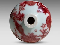 A chinese copper red 'pavilion and scholar by a river' snuff bottle, qianlong period (18thc), h 7,5 cm - afbeelding 5 van  6