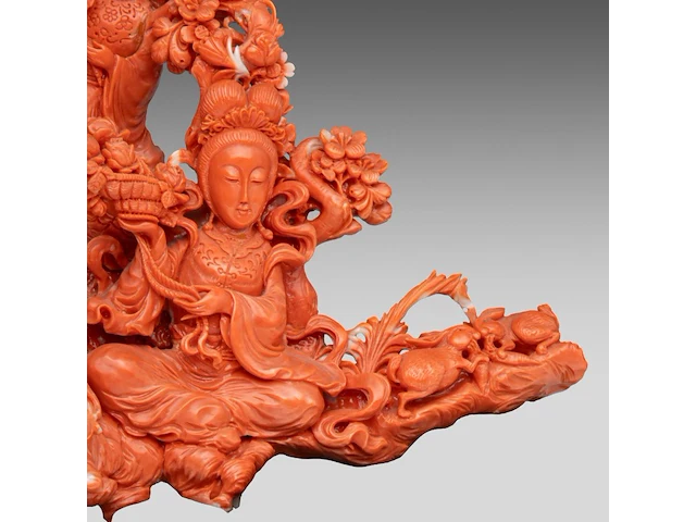 A chinese coral carving group of beauties and playful boys, late qing dynasty - (coral only) weight about 1700g - l 31 x h 21 cm - afbeelding 10 van  10