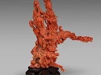 A chinese coral carving of guanyin on a dragon, republic period, (coral only) weight about 813 g - l 23,5 x h 22,5 cm - afbeelding 6 van  6