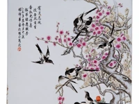 A chinese famille rose enamelled 'magpies and prunus' plaque, signature reading bi botao, 25,5 x 39 cm - afbeelding 3 van  4