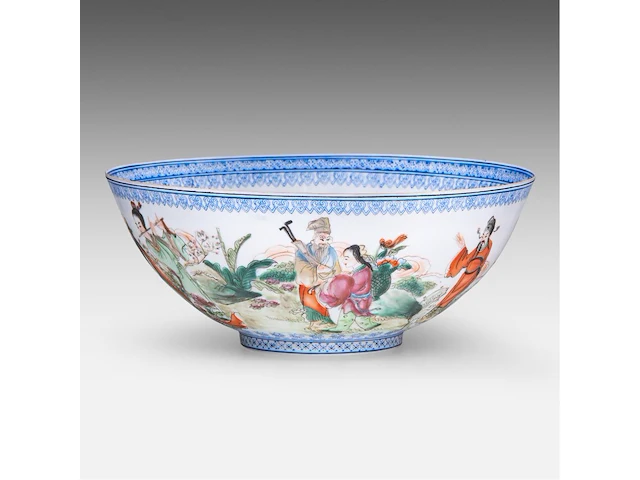 A chinese famille rose 'immortals' egg-shell porcelain bowl, marked, 20thc, h 9 - ø 22 cm - afbeelding 2 van  7