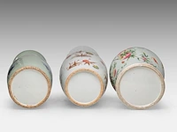 A chinese famille rose 'nine peaches' covered vase and a 'chrysanthemum and peony' vase, late 19thc, total h 44,5 - 61 cm - afbeelding 6 van  8