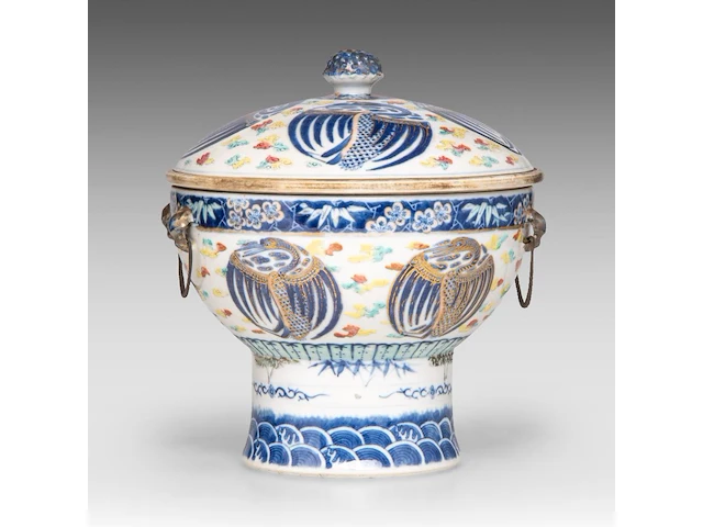 A chinese famille rose 'phoenix medallions' food warmer, marked guangxu and of the period, total h 21 cm - afbeelding 1 van  7