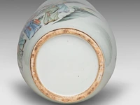 A chinese famille rose 'sages in bamboo grove' vase, paired with lion head handles, signed text, republic period, h 59,5 cm - afbeelding 6 van  6