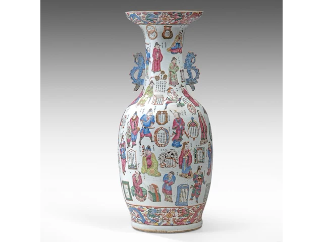 A chinese famille rose 'wu shuang pu' large vase, paired with stylised dragon handles, 19thc, h 86,5 cm - afbeelding 3 van  6