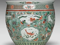 A chinese famille verte 'birds in garden' jardinière, late 19thc, h 35 - ø 39 cm - afbeelding 4 van  6