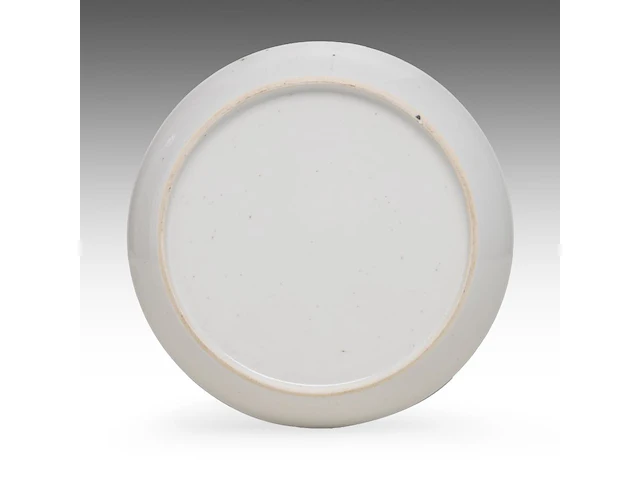 A chinese famille verte 'flower basket' plate, ø 17 cm - afbeelding 2 van  2