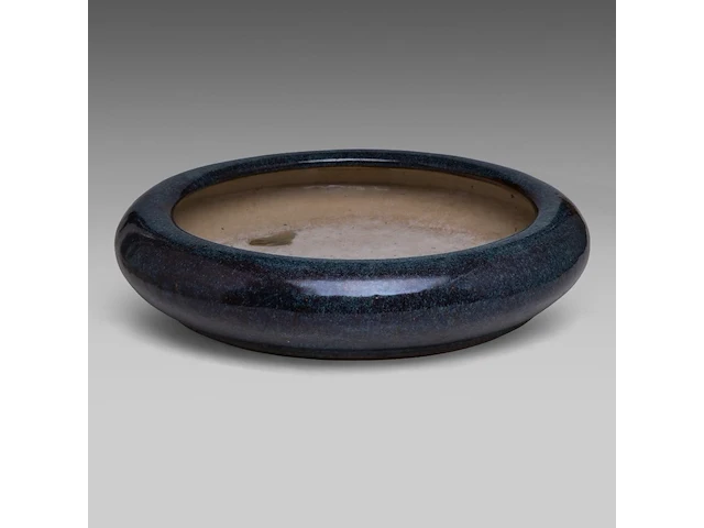 A chinese flambé-glazed shiwan ware narcissus bowl, seal stamped by the artist gao de jian, republic period, ø 40 cm - afbeelding 4 van  7