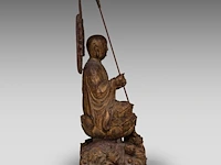 A chinese gilt and polychrome-painted wooden sculpture of ksitigarbha, 19thc, total h 64,5 cm - afbeelding 7 van  8