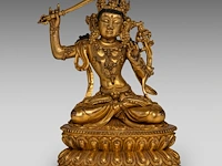 A chinese gilt bronze figure of manjushri, with a yongle mark, h 17,5 cm - weight about 1189g