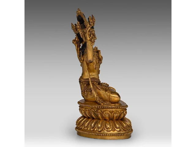 A chinese gilt bronze figure of manjushri, with a yongle mark, h 17,5 cm - weight about 1189g - afbeelding 3 van  7