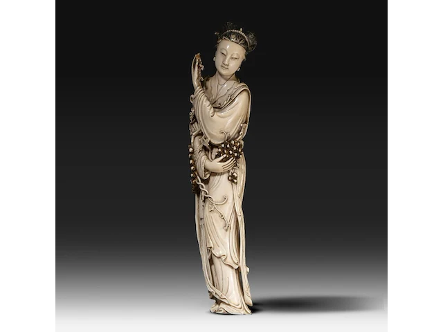 A chinese ivory guanyin, late qing dynasty (1644-1912), h 42 cm (+) - afbeelding 16 van  16