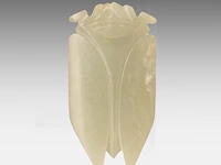 A chinese jade cicada, western han dynasty, h 6,8 cm