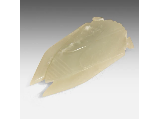 A chinese jade cicada, western han dynasty, h 6,8 cm - afbeelding 4 van  4