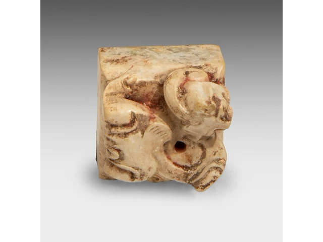 A chinese jade 'lion' seal, han dynasty or later, h 2,3 - 2 x 2 cm - afbeelding 9 van  9