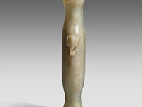 A chinese jade 'lotus pond' vase, paired with elephant-head handles, mid-qing dynasty, h 17,5 cm - afbeelding 3 van  8