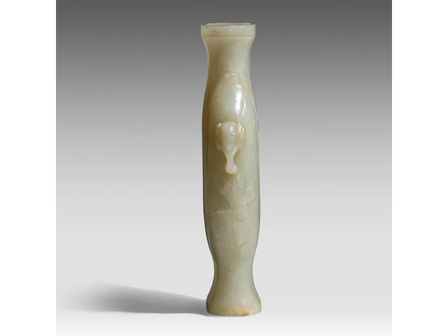 A chinese jade 'lotus pond' vase, paired with elephant-head handles, mid-qing dynasty, h 17,5 cm - afbeelding 5 van  8