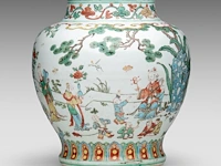 A chinese ming wucai 'playful boys' jar, h 34,3 cm - afbeelding 3 van  6