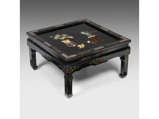 A chinese 'one hundred treasures' wooden panel inset with carved minerals, qing - and a table, republic period - added a painting, qing dynasty - afbeelding 10 van  12