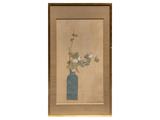 A chinese painting, 'prunus in a blue dragon vase', colour on silk, signed 'wang lan', qing dynasty, framed 88 x 49,5 cm - afbeelding 2 van  5