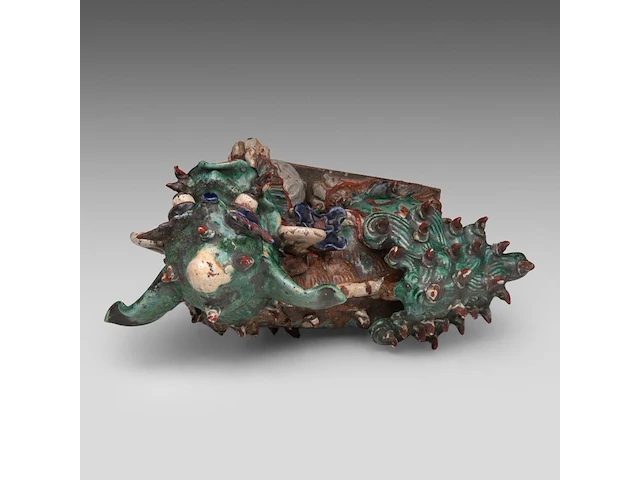 A chinese polychrome glazed roof tile ornament of a buddhist lion, ming dynasty, total h 38 - l 46 cm - afbeelding 14 van  16