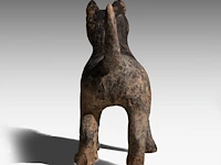 A chinese pottery figure of a standing dog, han dynasty, h 20,5 - l 30,5 cm (+) - afbeelding 5 van  10